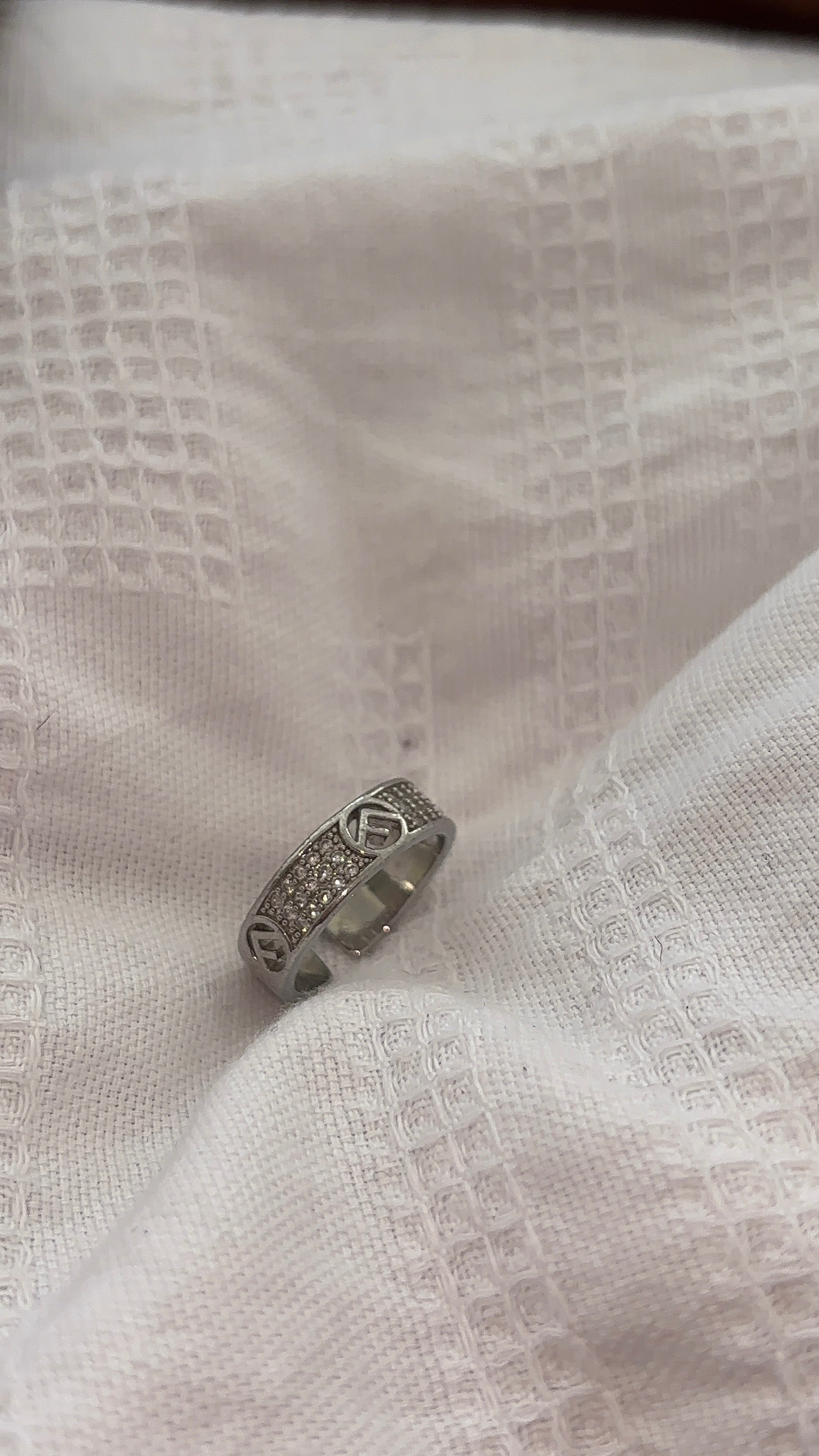 Rhinestone silver F Ring