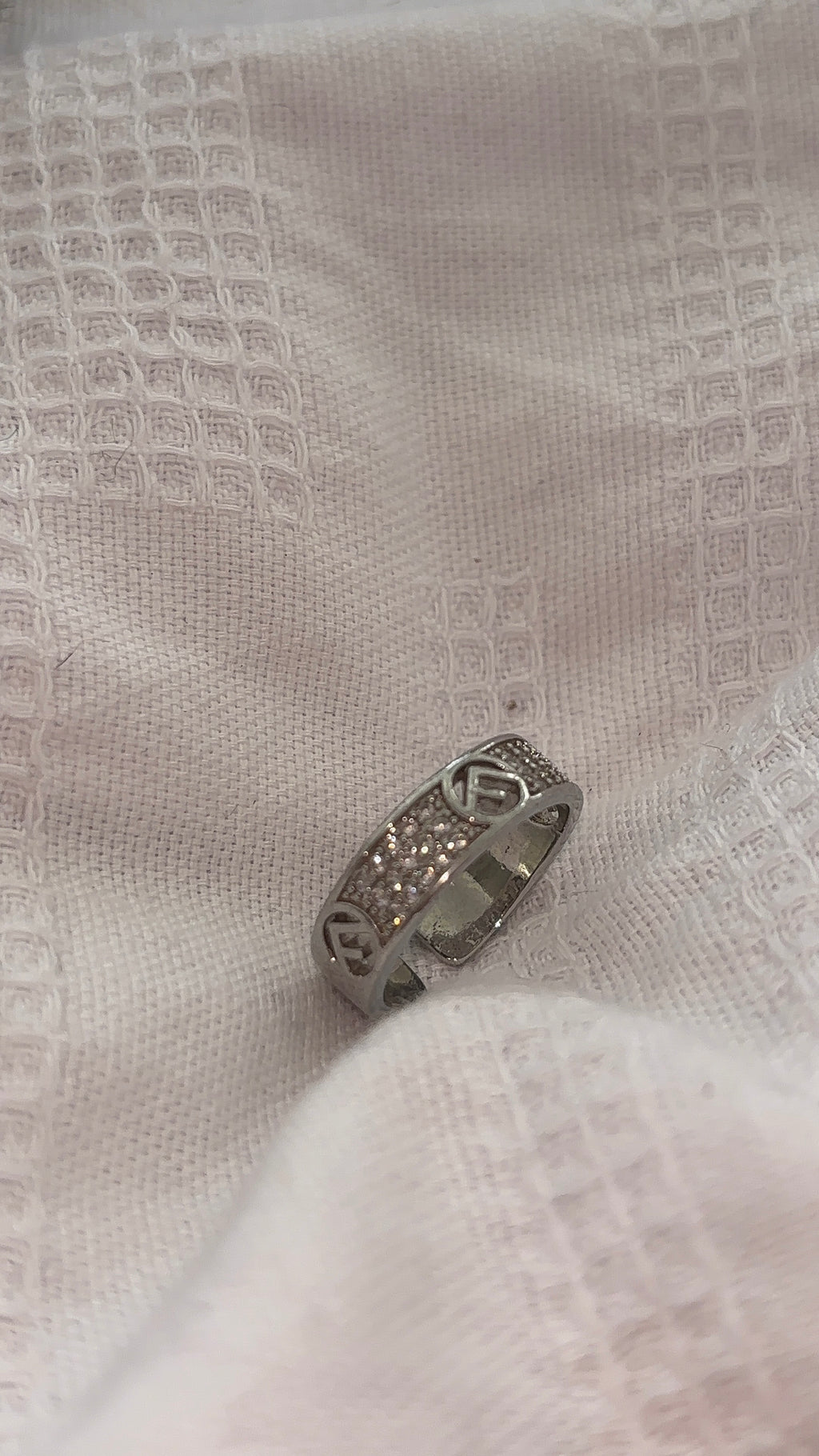 Rhinestone silver F Ring