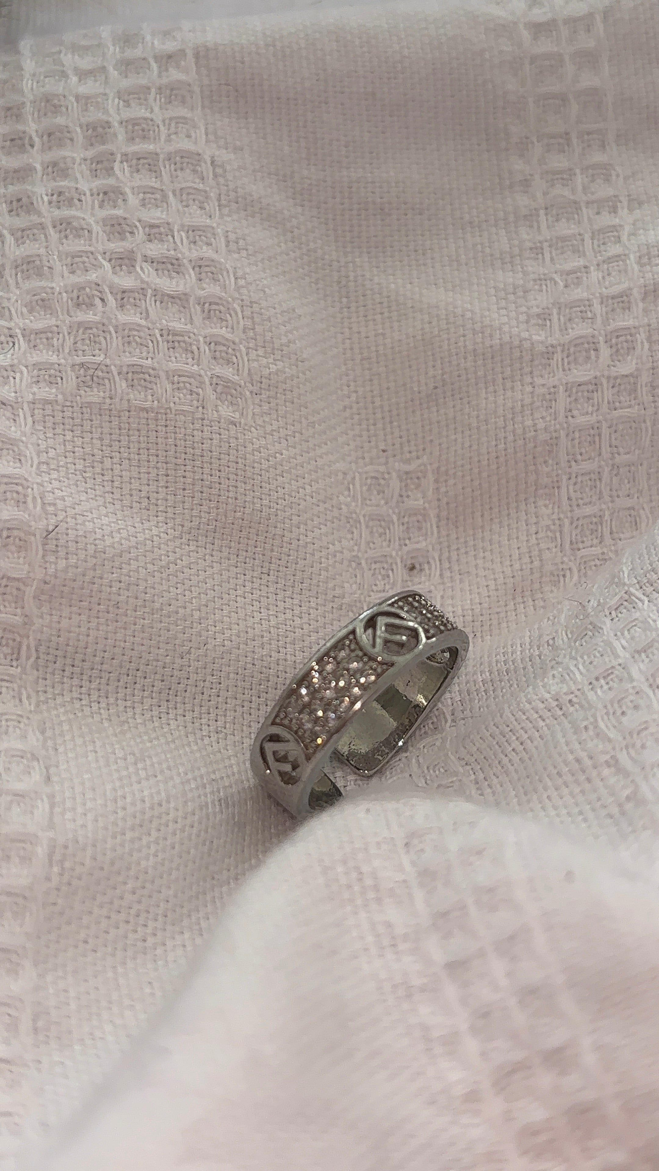 Rhinestone silver F Ring