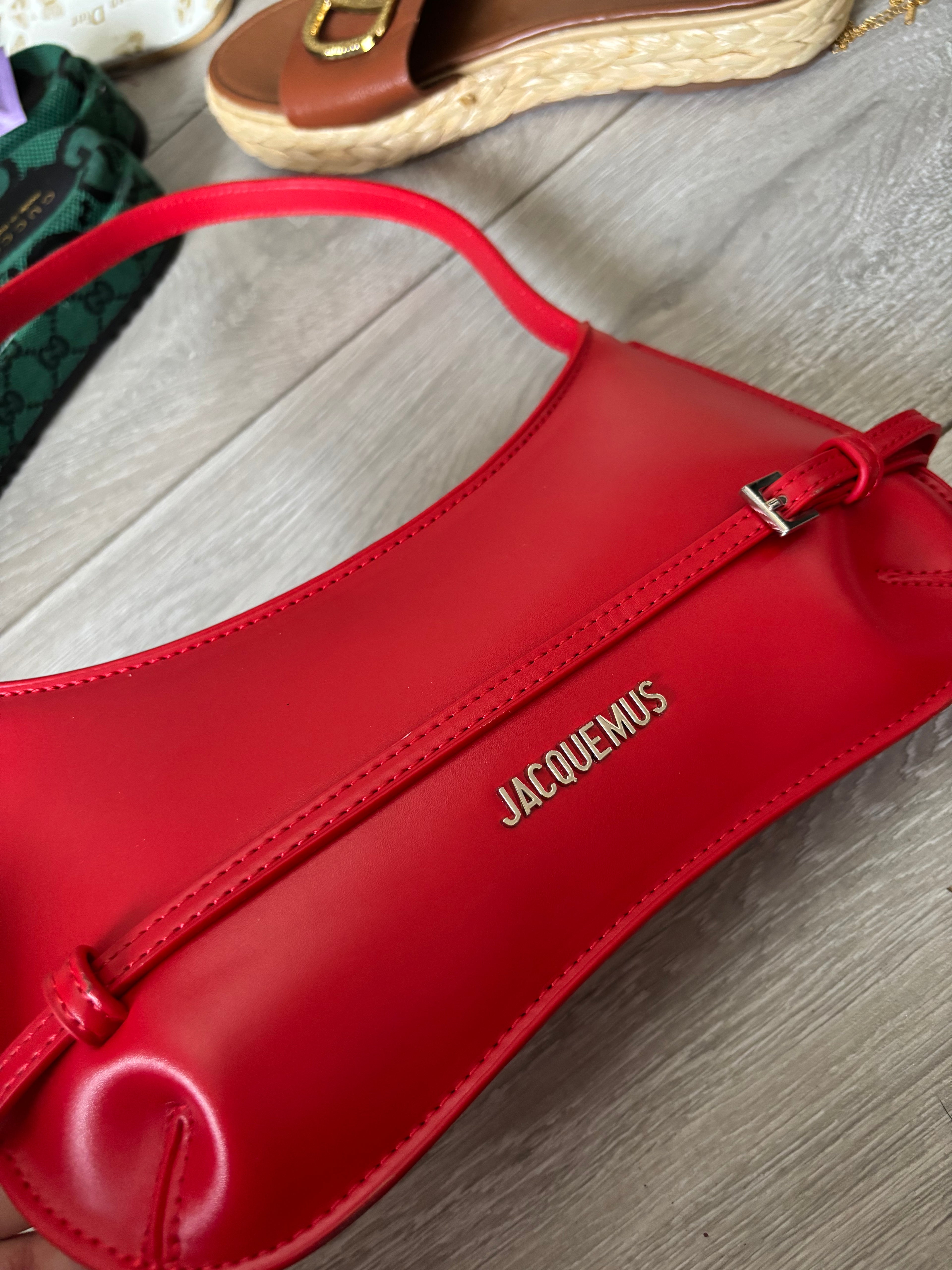 J Red shoulder bag