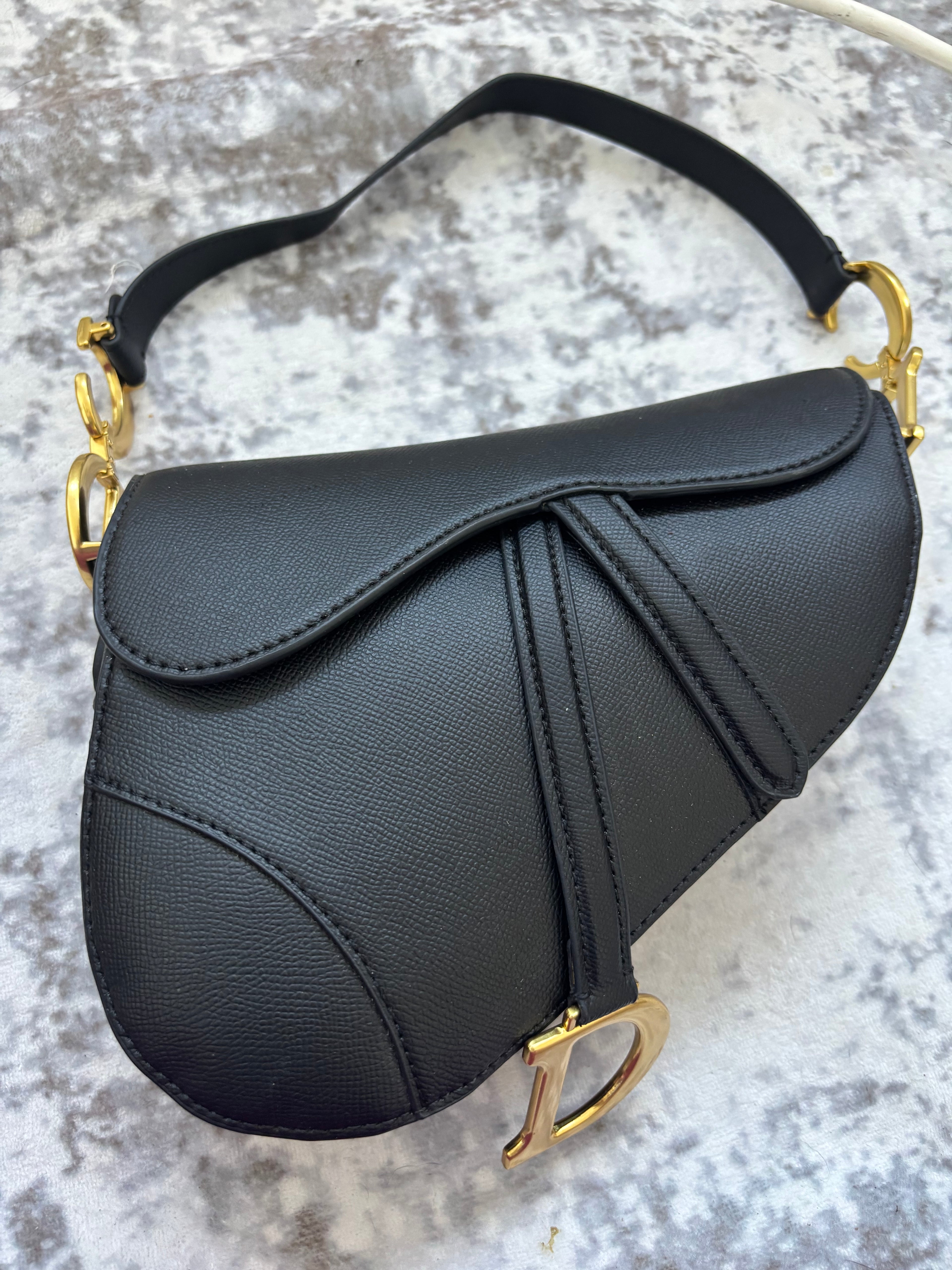 CD  Saddle Bag