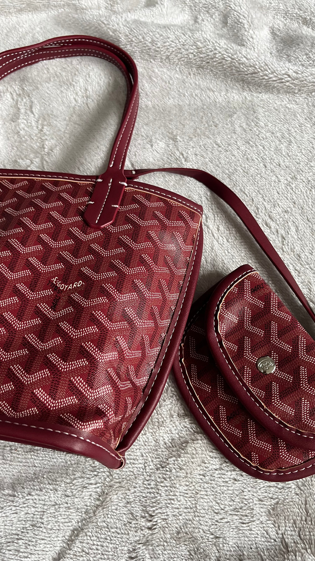 G Burgandy Tote Bag