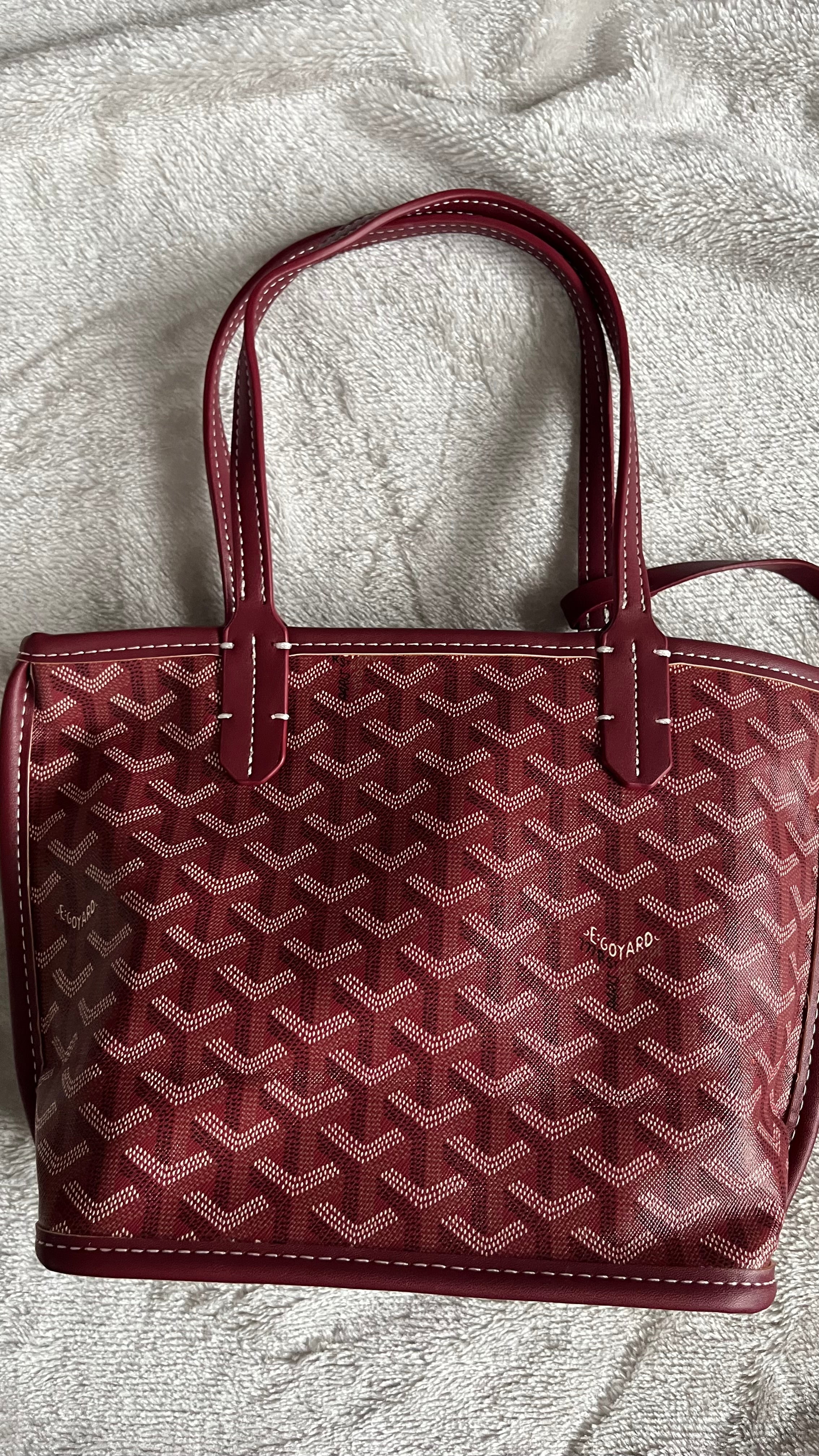 G Burgandy Tote Bag
