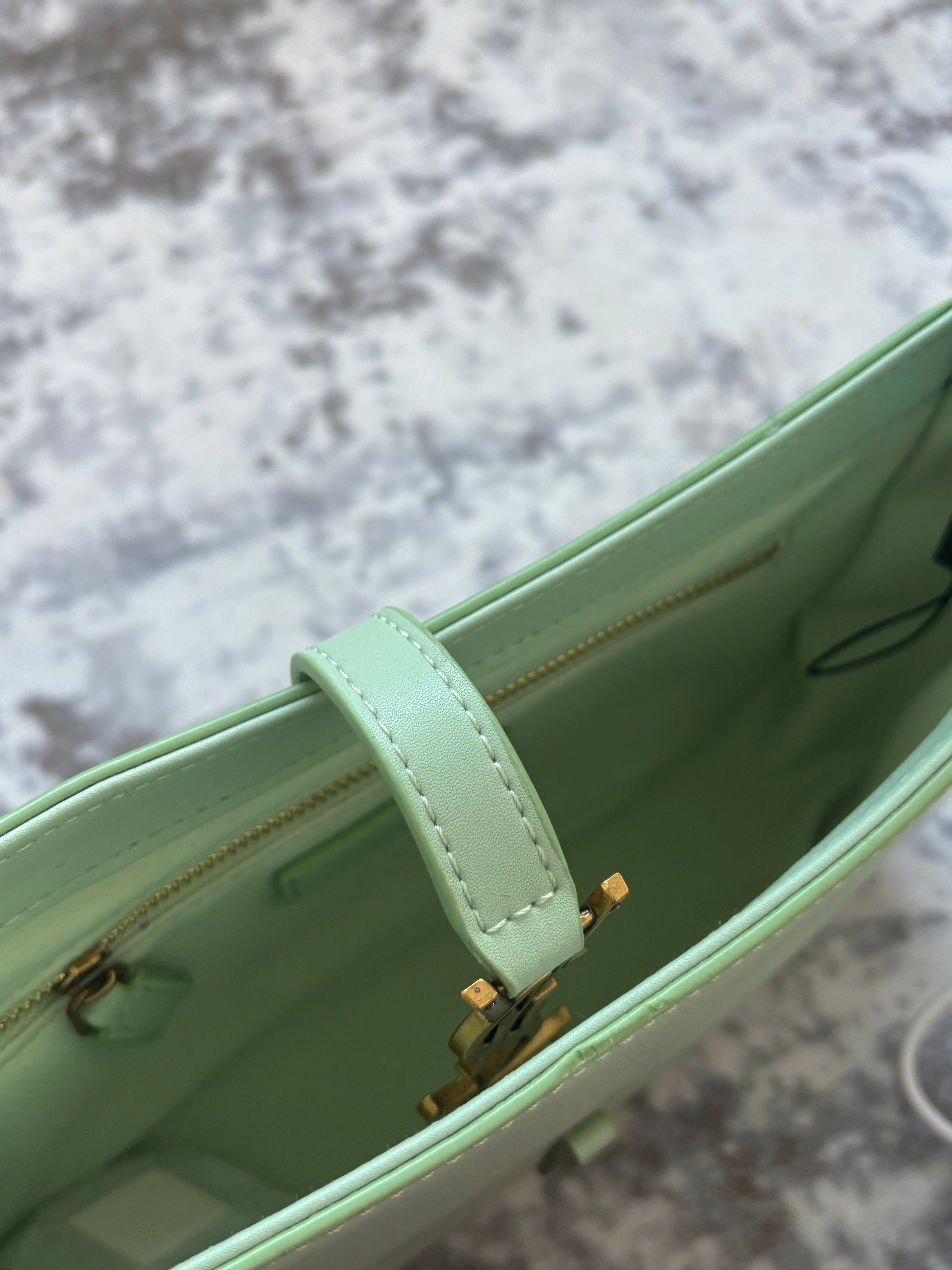 Mint Y shoulder bag