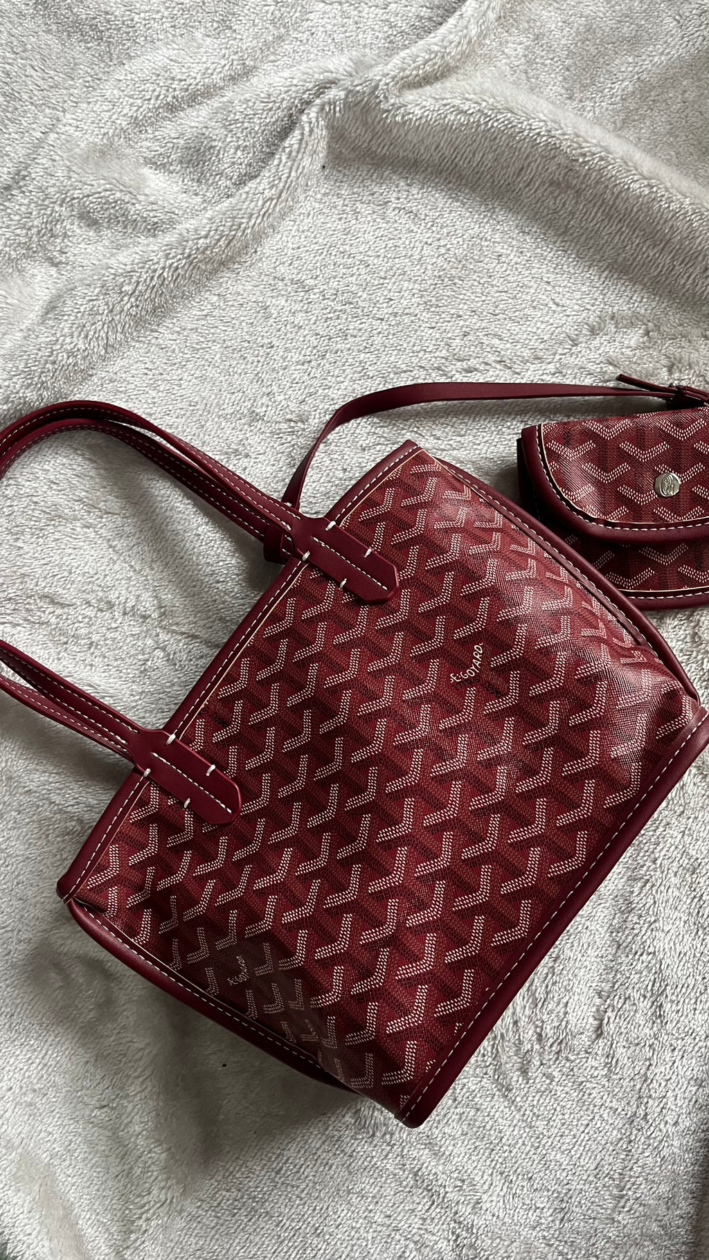 G Burgandy Tote Bag