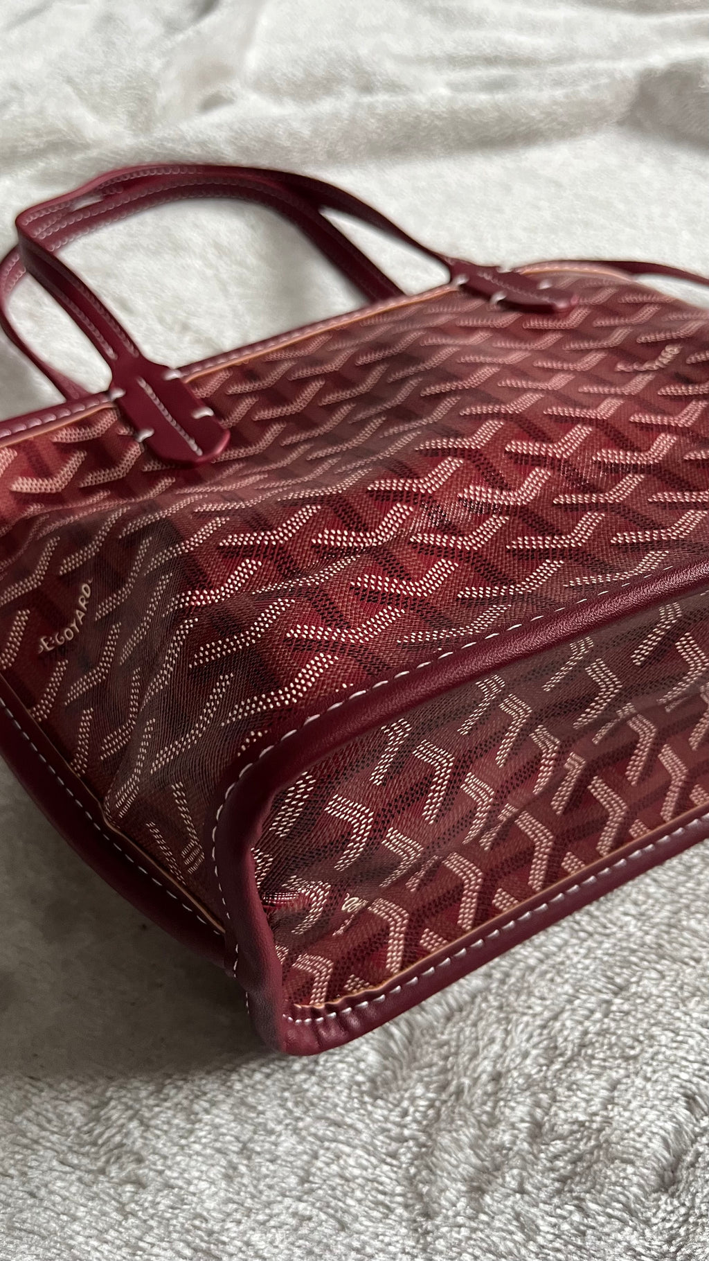 G Burgandy Tote Bag