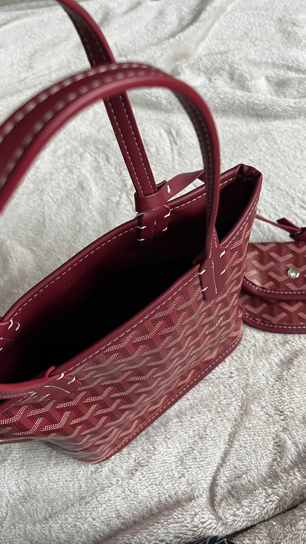 G Burgandy Tote Bag