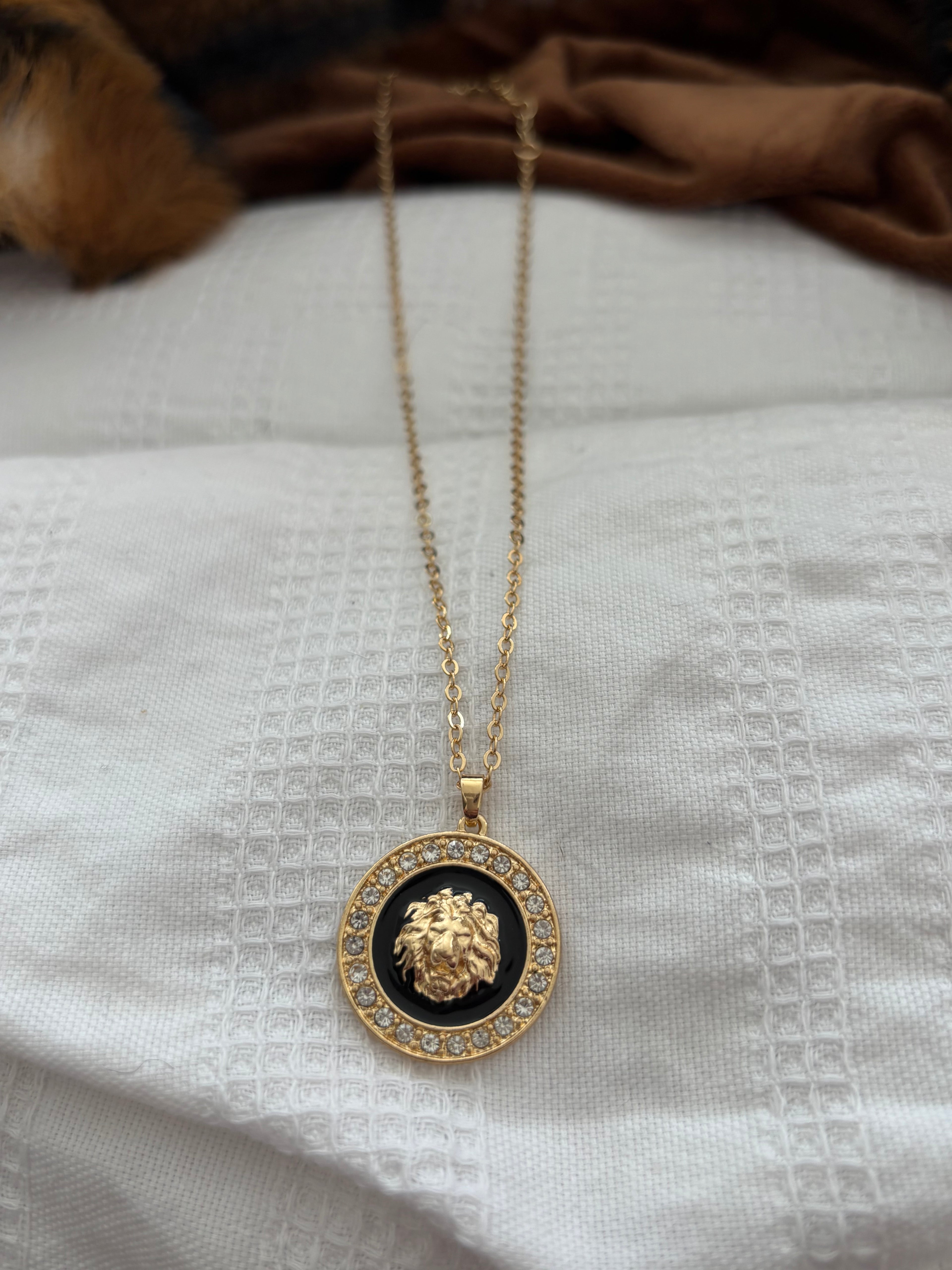 V Jewellery